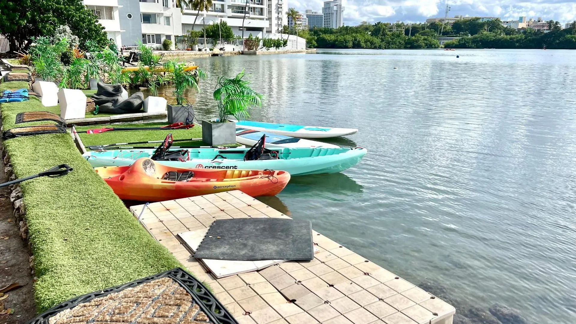 Apartment At Heart Of Condado With Front View Terrace San Juan