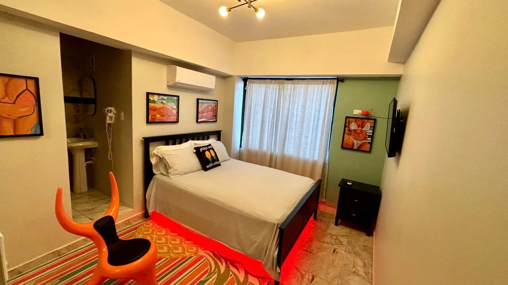 Apartment At Heart Of Condado With Front View Terrace San Juan